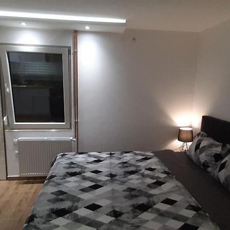 Apartman Zivkovic Лесковац Екстериор снимка